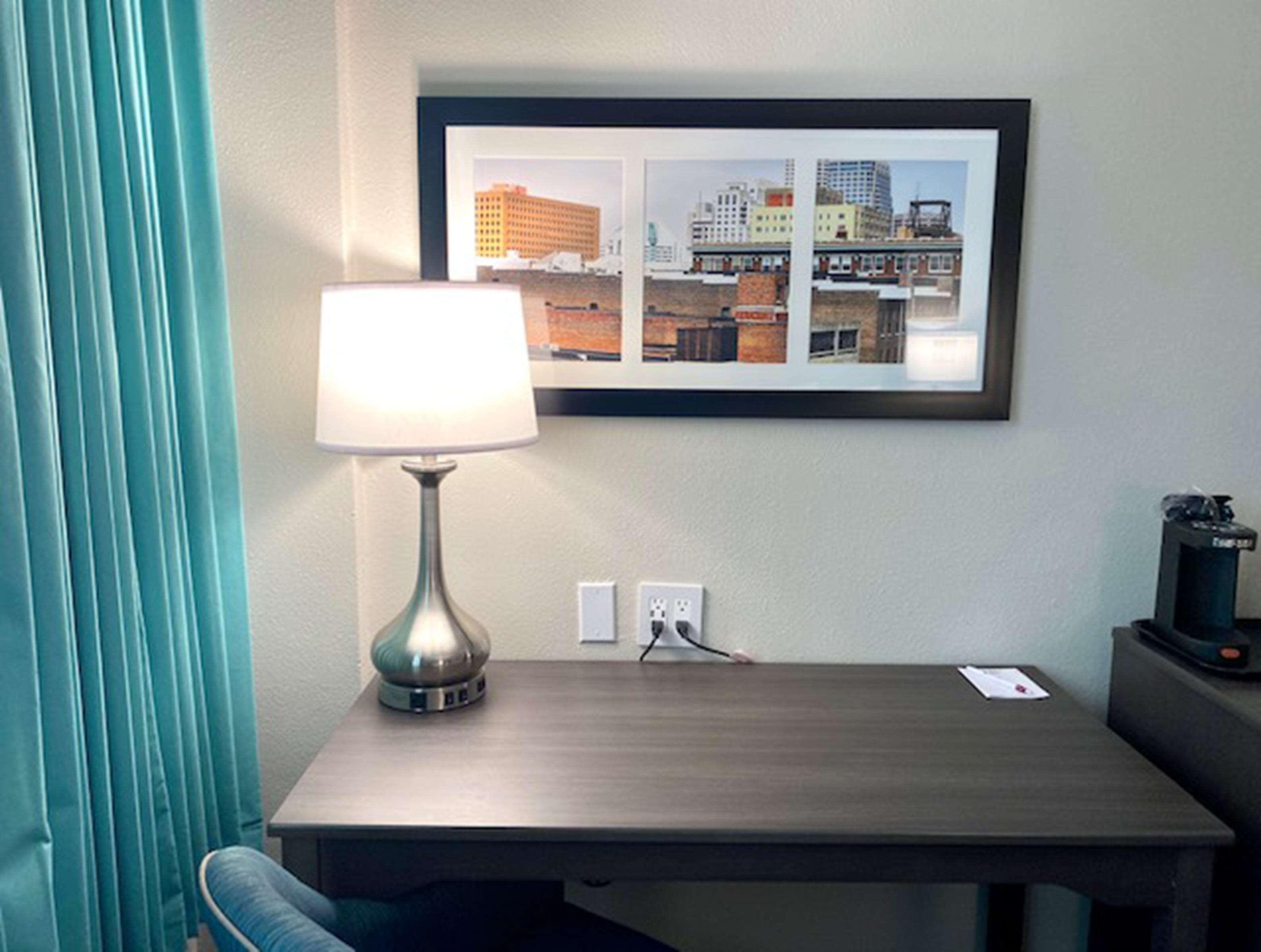 เบสต์ เวสเทิร์น พลัส อินเดียนาโพลิส ดาวน์ทาวน์ Hotel ภายนอก รูปภาพ