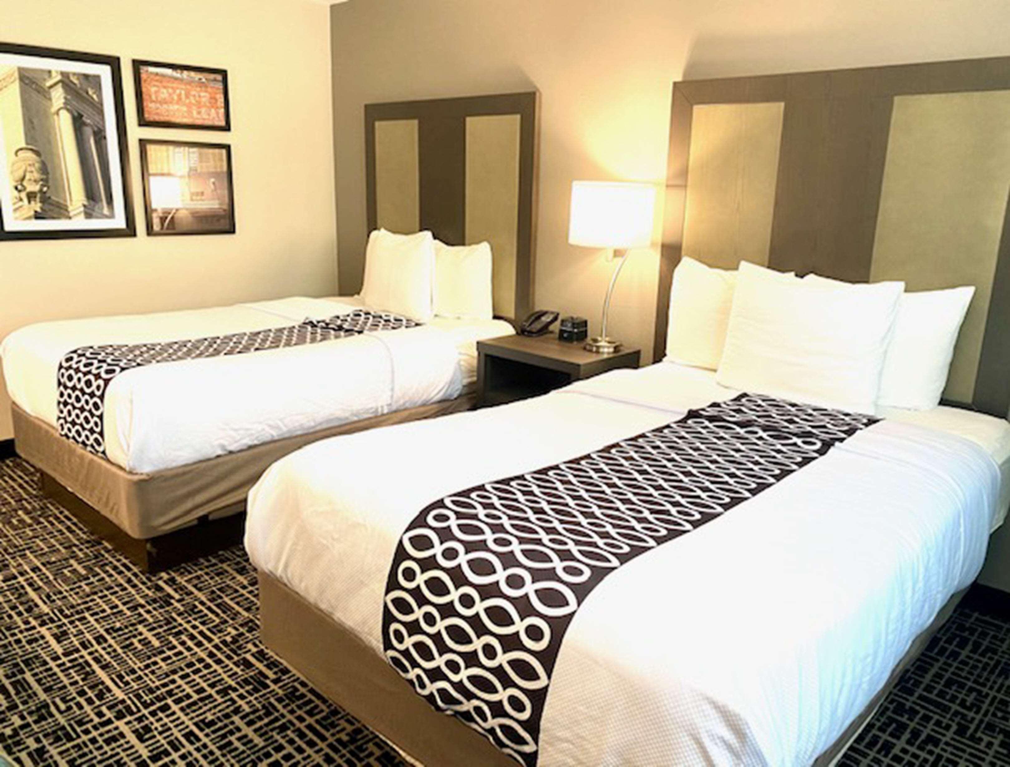 เบสต์ เวสเทิร์น พลัส อินเดียนาโพลิส ดาวน์ทาวน์ Hotel ภายนอก รูปภาพ